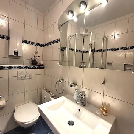 Apartment 21101 *